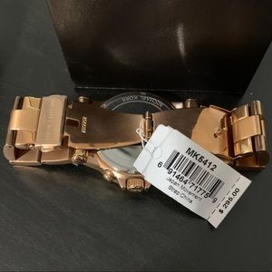 100% Authentic Women’s Micheal Kors watch